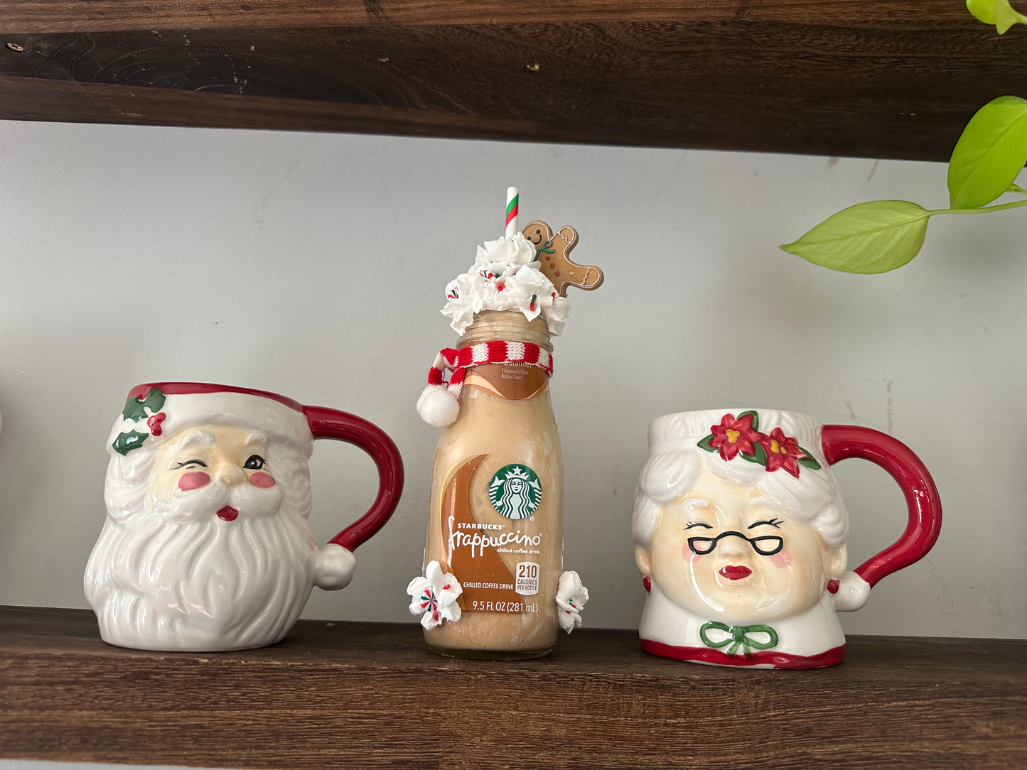 Christmas Decor: Fake Bake Sbucks Caramel Frappuccino with Sprinkles & Gingerbread Cookies